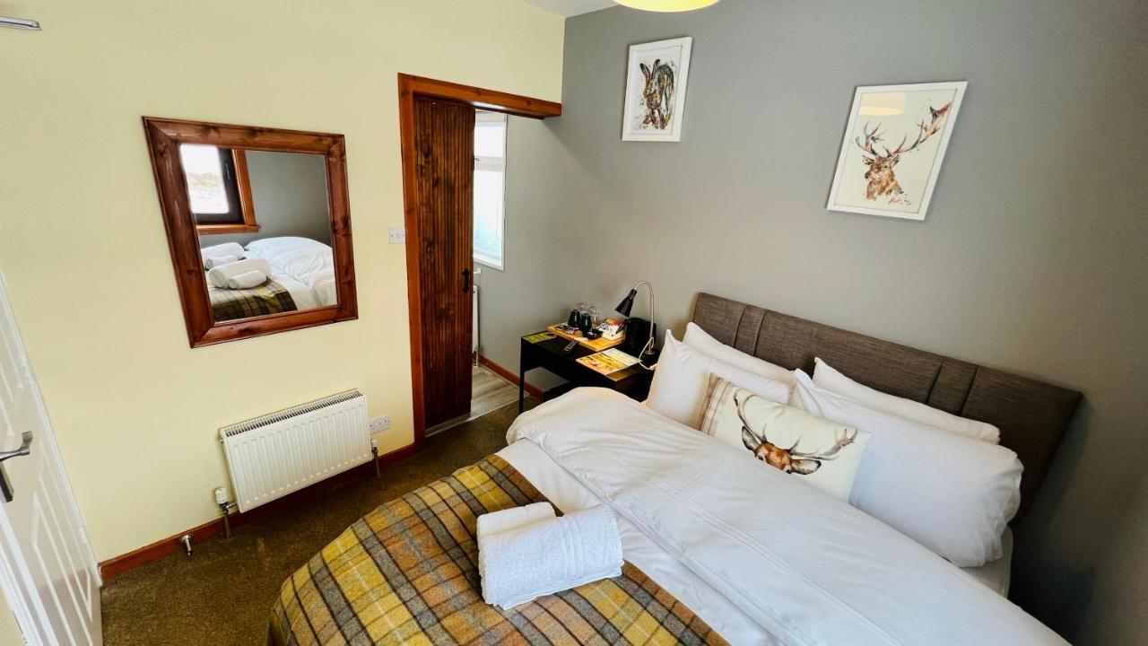 Aultguish Inn Гарв Екстер'єр фото