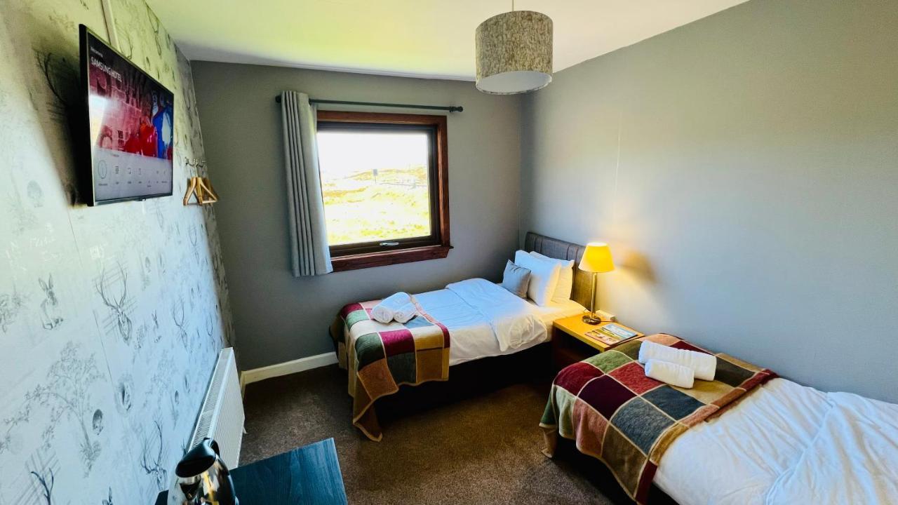 Aultguish Inn Гарв Екстер'єр фото